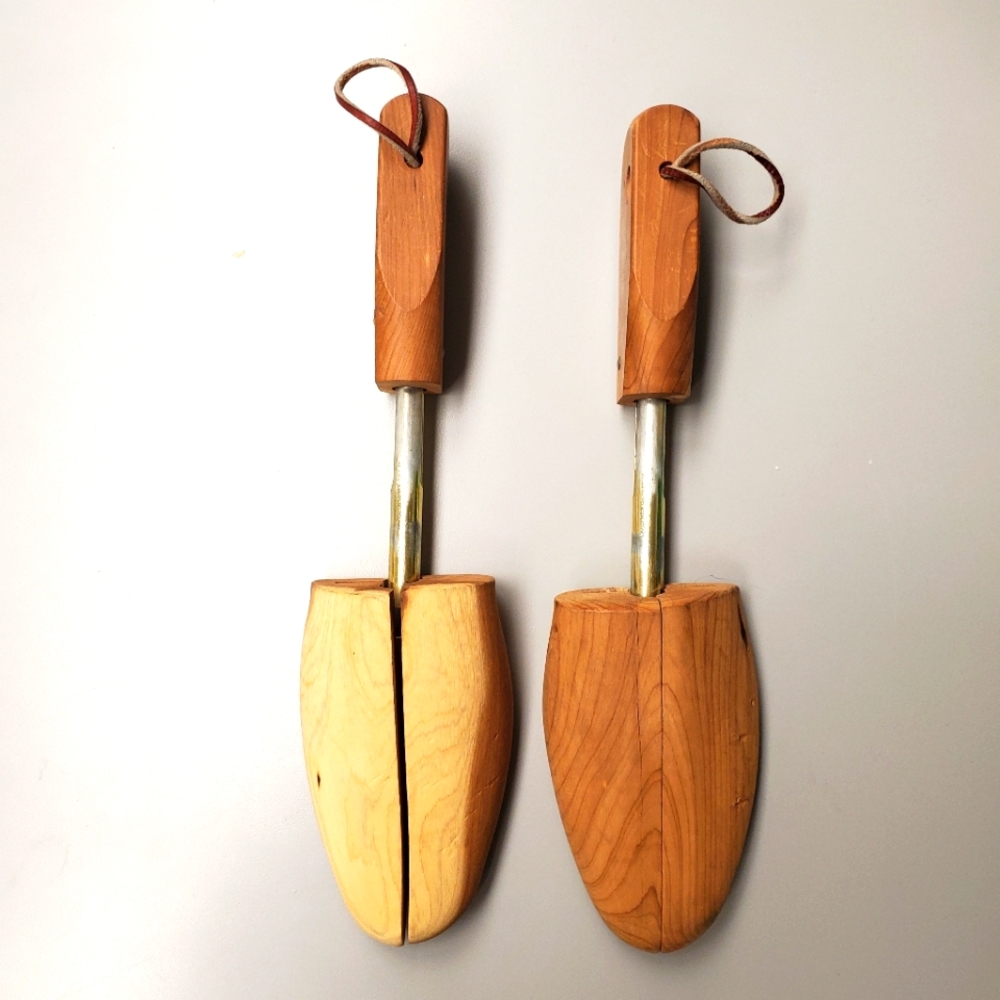 Cedar Shoe Trees Adjustable Rochester Shoe Tree Company Made in USA